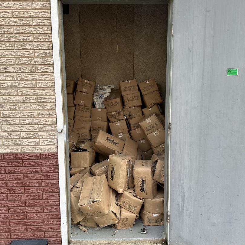 Storage Unit Auction in Alton, IL at A Storage Inn Alton ends on 16th